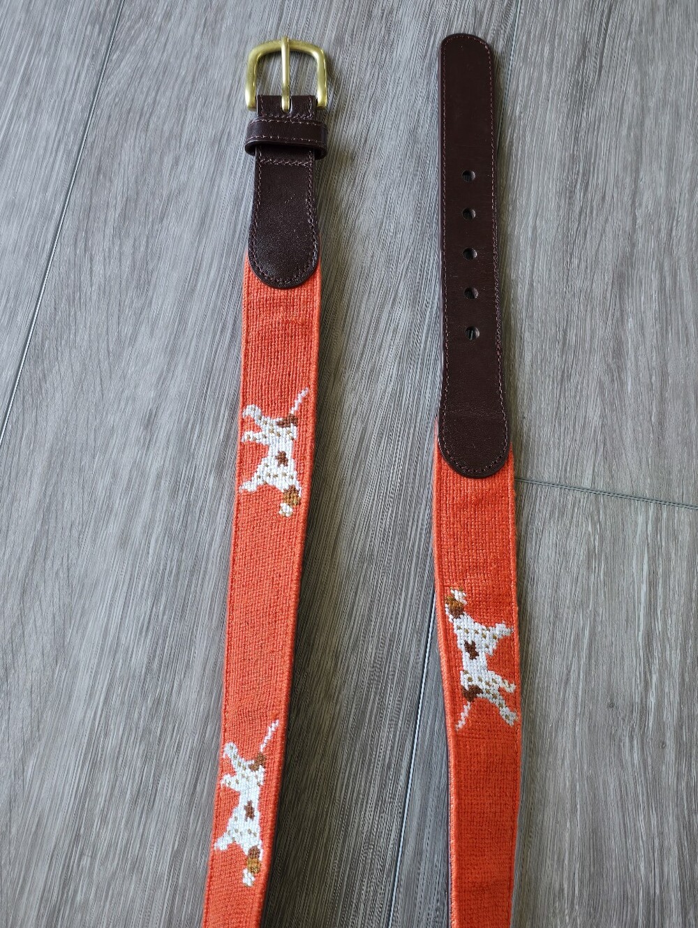 Huck Venture Pointer Dog Needlepoint Belt Coral Leather Brass Buckle Size 40 Men